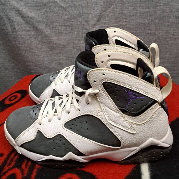 Size 8.5 Men Nike Air Jordan 7 Flint CU9307-100 OG VII Retro - Picture 1 of 13